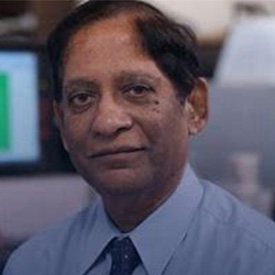 Photo of Graduate Research Poster Presentation Competition Judge