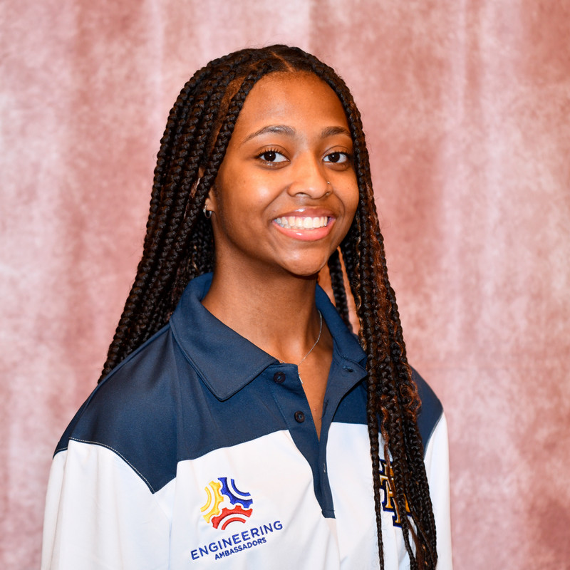 headshot of TaNiyah Lockley