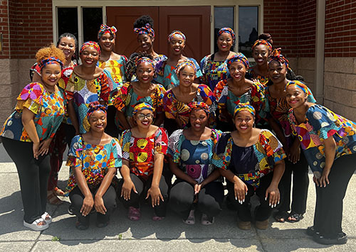 Group photo of the E. Gwynn Dancers