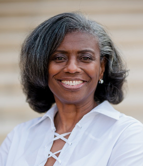 Schwanzetta M. Williams '05